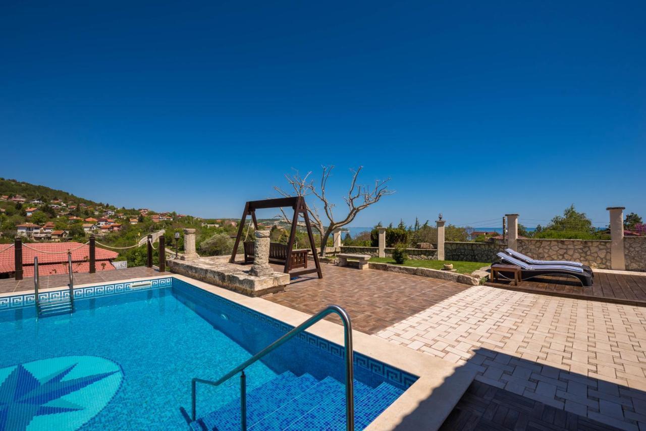 Villa Cook With Sea View - Heated Pool - At Balchik Exterior photo