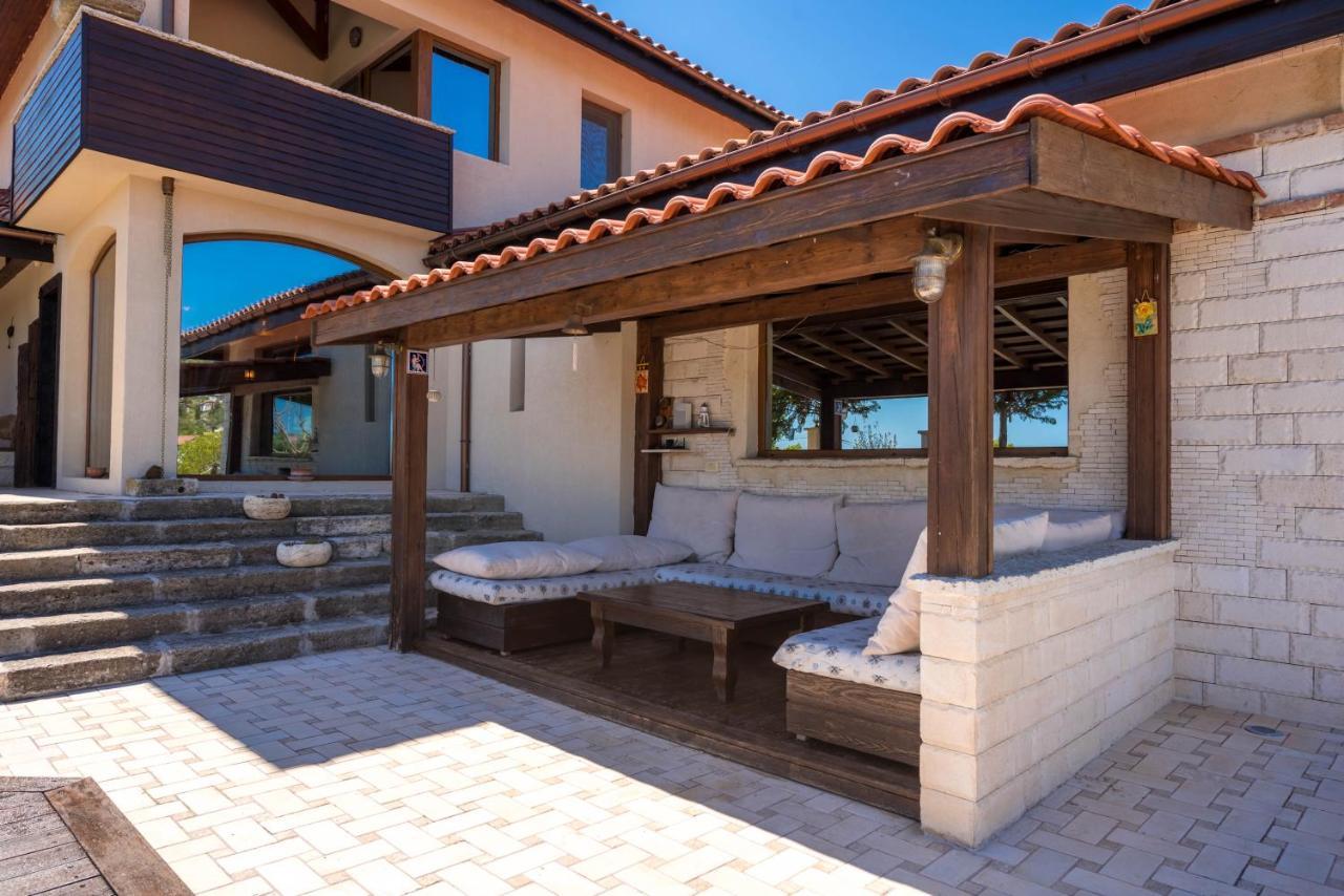 Villa Cook With Sea View - Heated Pool - At Balchik Exterior photo